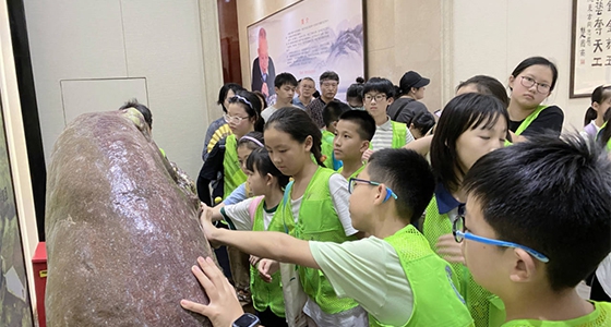 A Good Youth in the New Era: An Inheritance Tour in the Ante  Ni Dongfang Art Museum